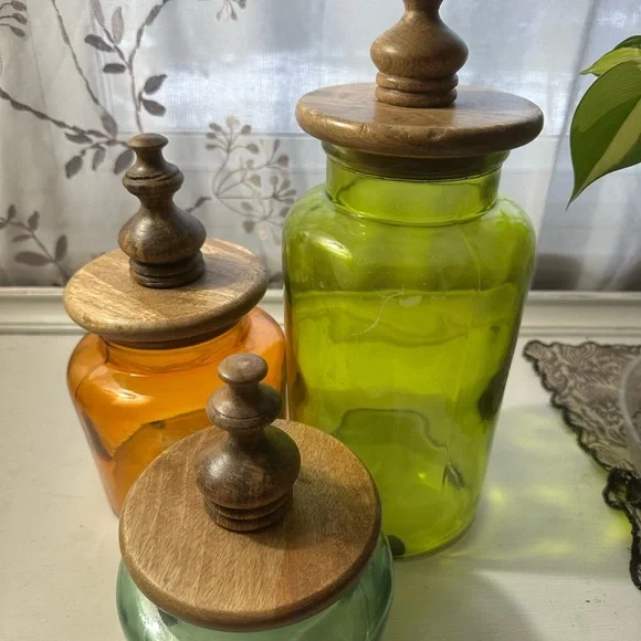 Set of Three Colorful Glass Jars with Wooden Lids - Picture 13 of 16